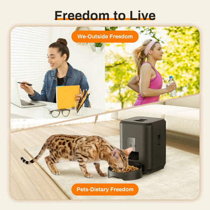Revolutionary Automatic Pet Feeder with Smart Timing and Remote Control for Your Feline Friend
